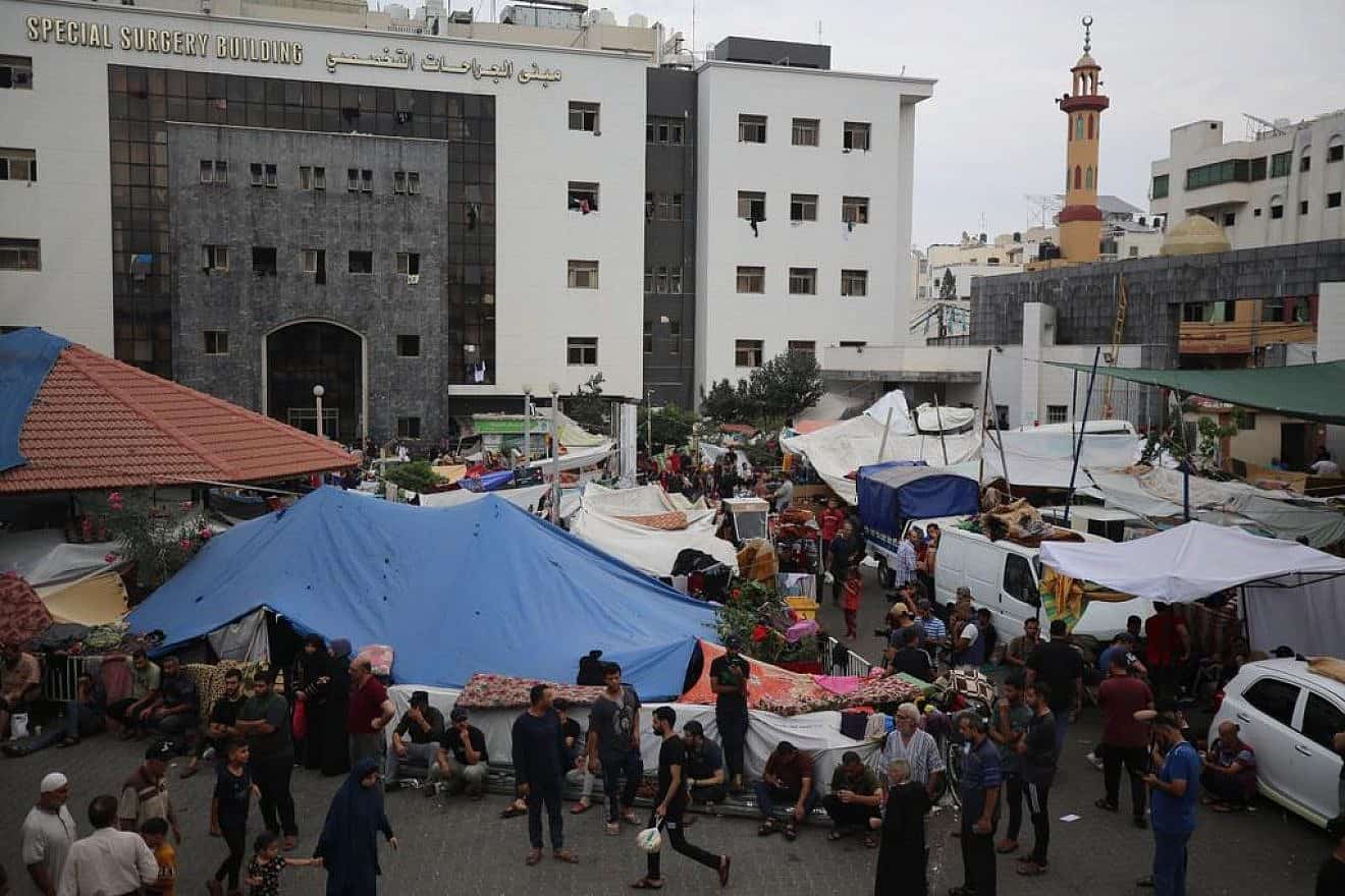 Shifa Hospital in Gaza City, Oct. 29, 2023. Photo by Majdi Fathi/TPS.