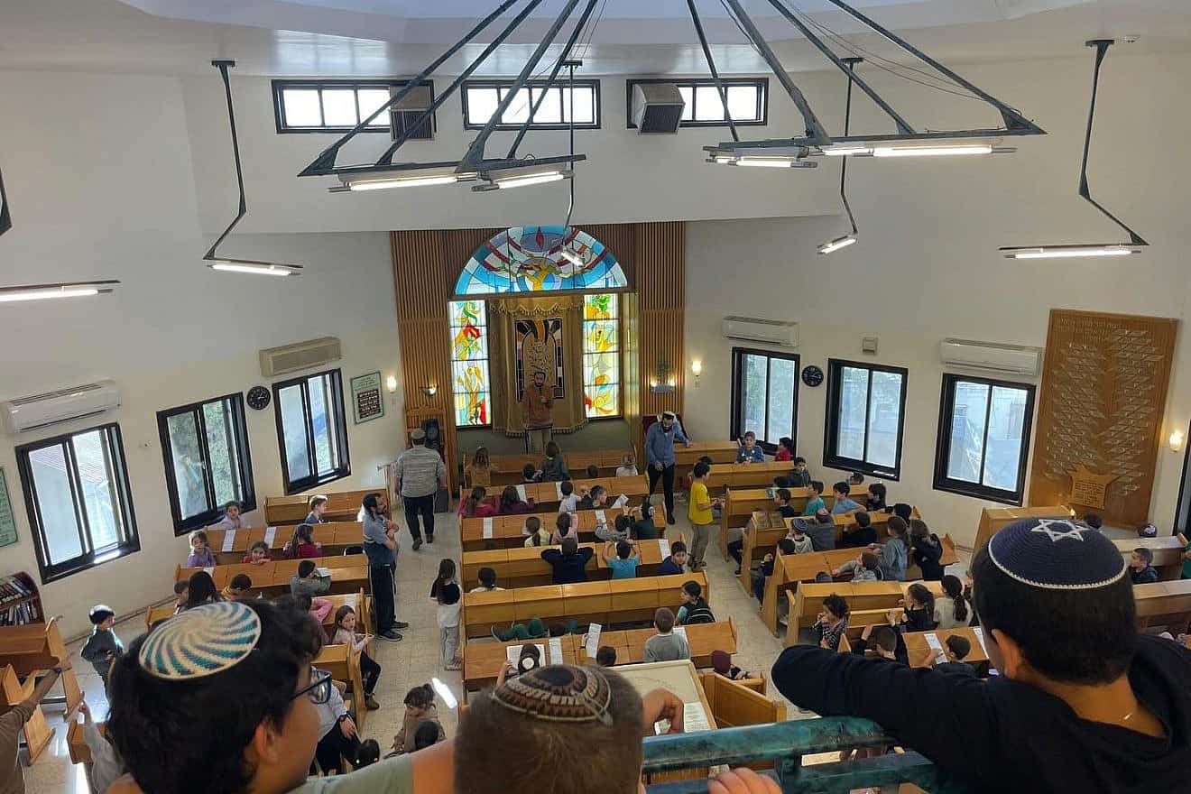 More than 5,000 children from 42 Jewish communities in the Binyamin region of Samaria hold a mass prayer rally amid the war against Hamas, Feb. 8, 2024. Credit: Courtesy.