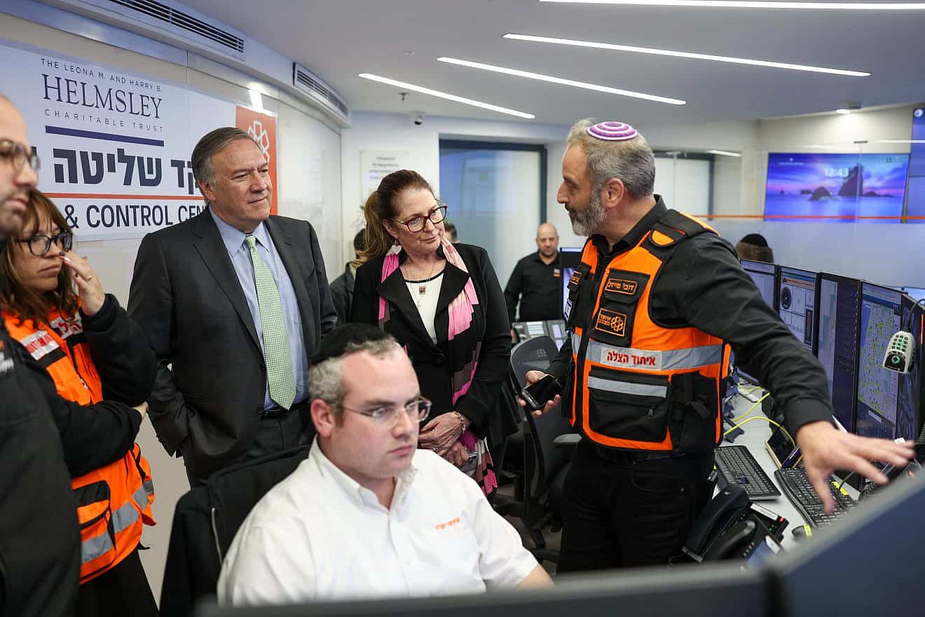 Former U.S. Secretary of State Mike Pompeo and his wife, Susan, toured United Hatzalah's Dispatch Center in Jerusalem on Feb. 14, 2024. Credit: United Hatzalah.