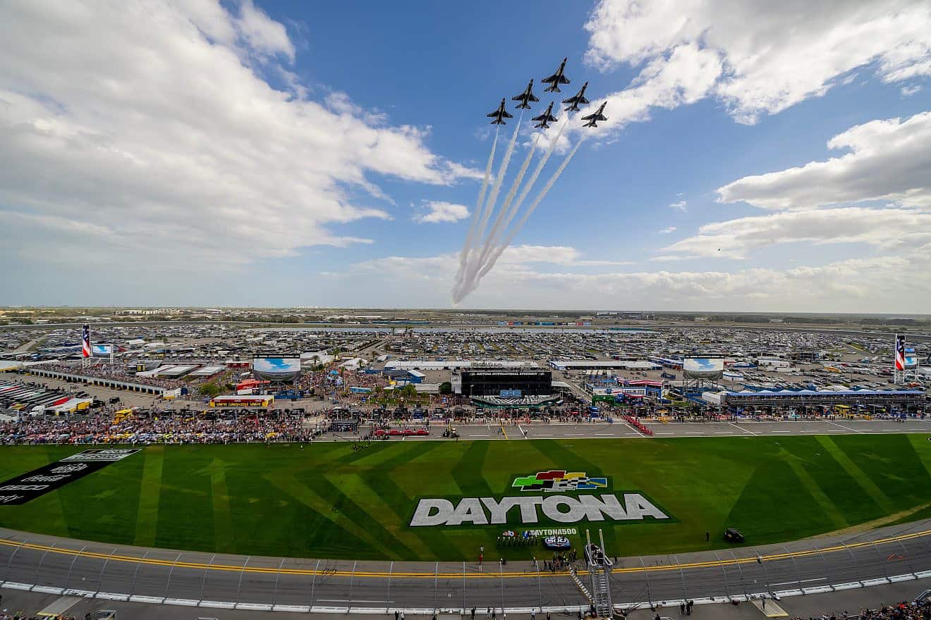 U.S. Air Force Thunderbirds perform a flyover before the Daytona International Speedway as it plays host to the Daytona 500 in Daytona Beach, Fla., on Feb. 19, 2023. Credit: Grindstone Media Group/Shutterstock.