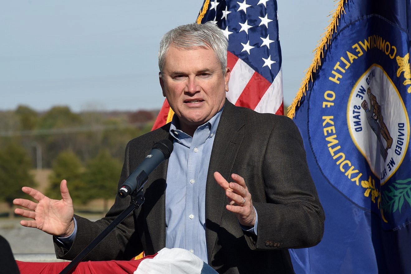Rep. James Comer (R-Ky.) speaks during a commissioning ceremony for a bio-acoustic fish fence Nov. 8, 2019 below Barkley Lock in Grand Rivers, Ky. Credit: Lee Roberts/U.S. Army Corps of Engineers.