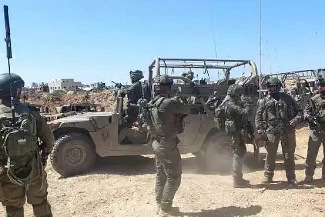 Troops from the IDF’s Battalion 77 in Khan Yunis, the southern Gaza Strip. Photo by Neta Bar.