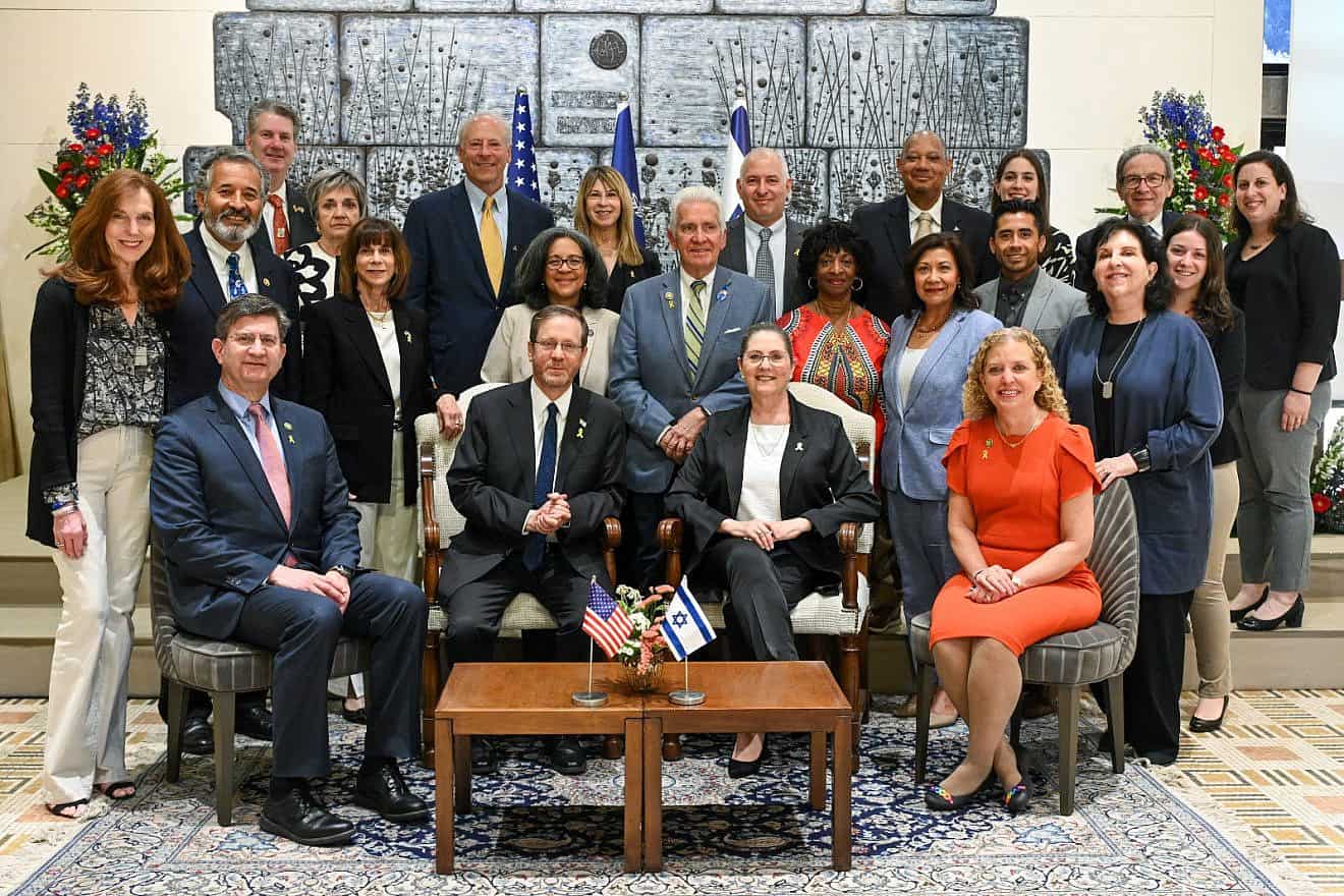 President Isaac Herzog and his wife, Michal Herzog, with Democratic Congress members in Jerusalem, March 28, 2024. Photo by Maayan Toaf/GPO.