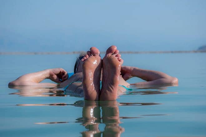 Dead Sea. Credit: Ri_Ya/Pixabay.