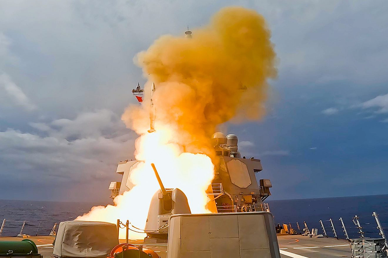 A U.S. destroyer launches a standard missile 2 (SM-2) while operating in the Philippine Sea on April 5, 2024. Credit: Mass Communication Specialist 1st Class Hannah Fry/U.S. Navy Photo.
