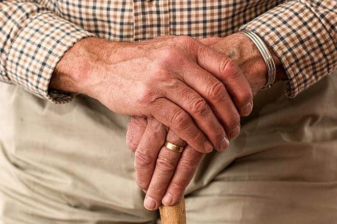 Elderly man. Credit: stevepb/Pixabay.