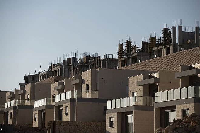 Construction work in the Jewish community of Brukhin in Samaria, Jan. 26, 2020. Photo by Sraya Diamant/Flash90.