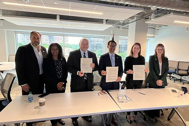 Texas and Israeli companies and the Texas Association of Business, the state's chamber of commerce, signed a Memorandum of Understanding (MoU)  in April 2024. Credit: Texas Association of Business.