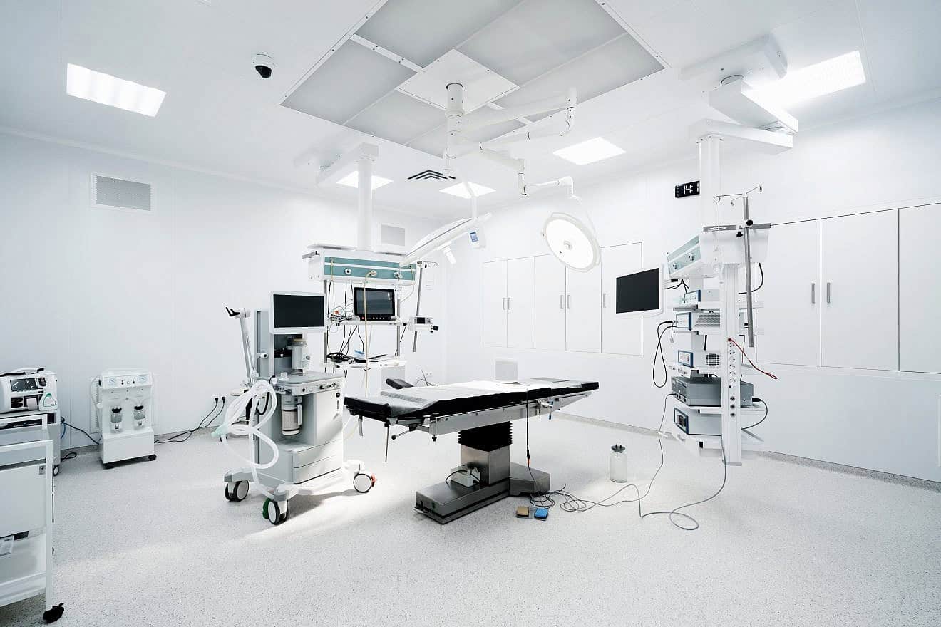 An empty operating room. Credit: guys_who_shoot/Shutterstock