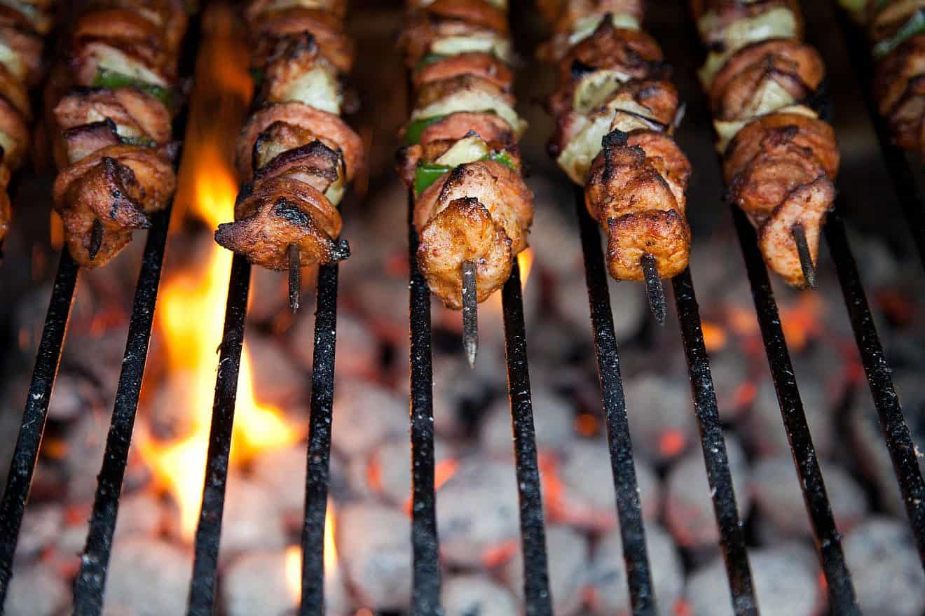 Grilled meat. Credit: Pixabay.