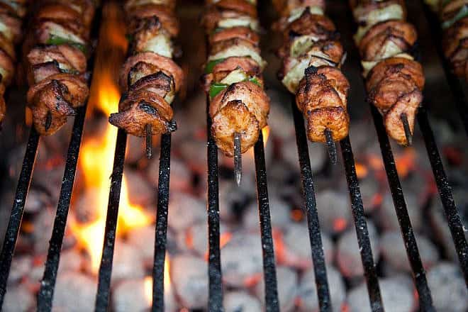 Grilled meat. Credit: Pixabay.