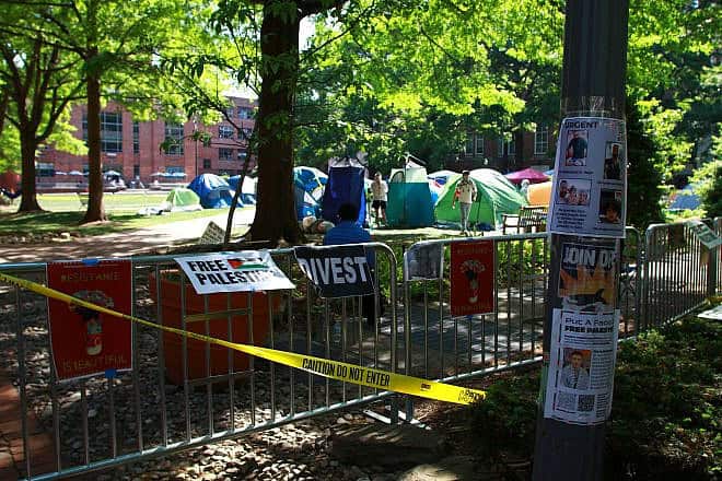 An anti-Israel student tent encampment at George Washington University in Washington, D.C., on April 28, 2024. Credit: Fuzheado via Wikimedia Commons.