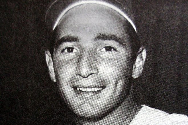 A publicity still of Jewish baseball legend Sandy Koufax. Source: New York Public Library Picture Collection via Wikimedia Commons