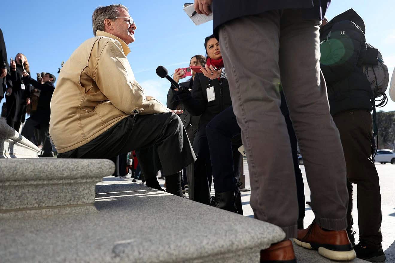 Rep. Tim Burchett (R-Tenn.) talks to reporters outside of the U.S. capitol on Dec. 14, 2023 in Washington, D.C. Photo by Kevin Dietsch/Getty Images.