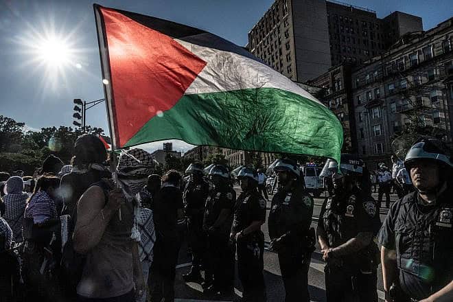 Officers from the New York City Police Department stand guard outside the Brooklyn Museum, where pro-Palestinian demonstrators associated with the Within Our Lifetime rallied in New York City on May 31, 2024. Photo by Stephanie Keith/Getty Images.