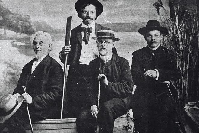 Hayim Nahman Bialik, Sholem Aleichem, Mendele Mocher Seforim and Mordechai Ben Ami. Credit: KKL-JNF Archive.