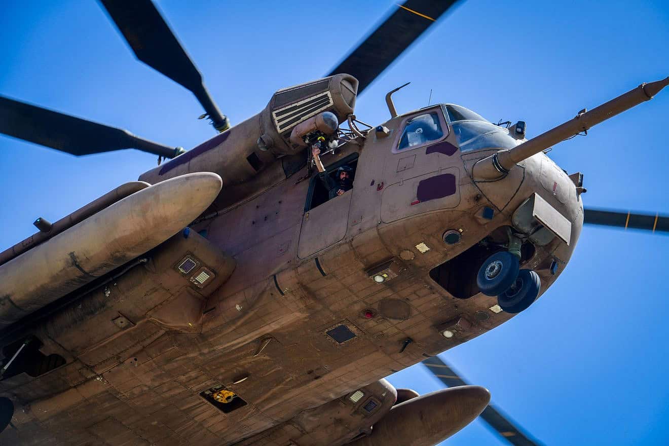 A military helicopter with fighters who participated in the rescue operation of four Israeli hostages from the Gaza Strip flying to the Sheba Medical Center in Ramat Gan, June 8, 2024. Photo by Avshalom Sassoni/Flash90..