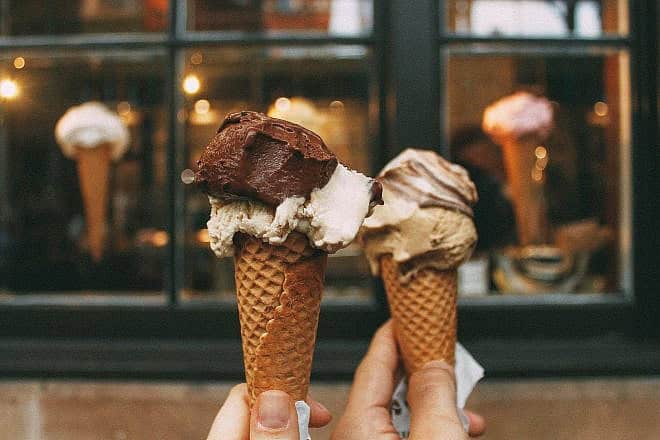 Ice-cream cones. Credit: StockSnap/Pixabay.