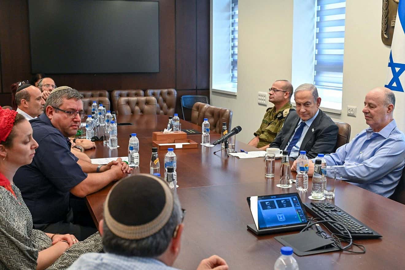 Israeli Prime Minister Benjamin Netanyahu meets with members of the Gevura ("Heroism") Forum, who have lost loved ones in the ongoing war against Hamas, June 9, 2024. Photo by Koby Gideon/GPO.