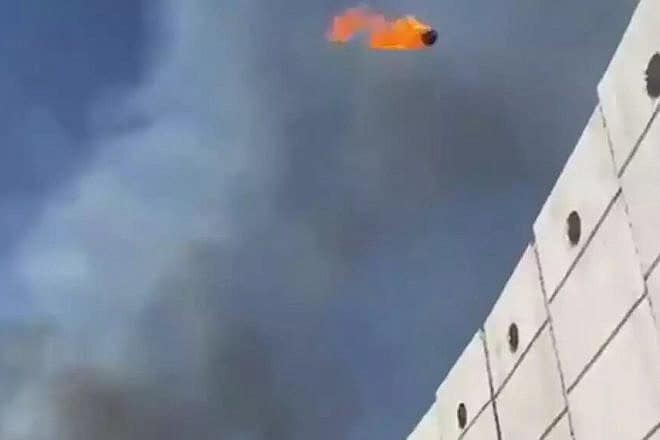 The improvised catapult in action on the Lebanese border. Source: Screenshot.