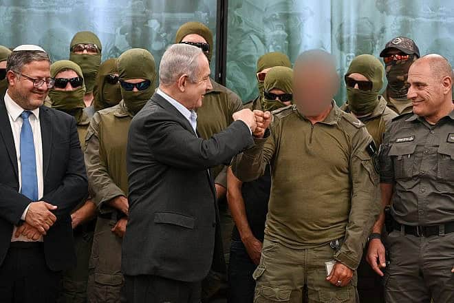 Prime Minister Benjamin Netanyahu and National Security Minister Itamar Ben-Gvir (left) meet with the Israel Border Police's elite Yamam counterterrorism unit, June 13, 2024. Photo by Maayan Toaf/GPO.
