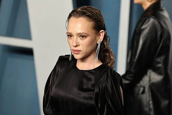 Shira Haas attends the 2022 Vanity Fair Oscar Party hosted by Radhika Jones at Wallis Annenberg Center for the Performing Arts on March 27, 2022 in Beverly Hills, California. Photo by Arturo Holmes/FilmMagic.
