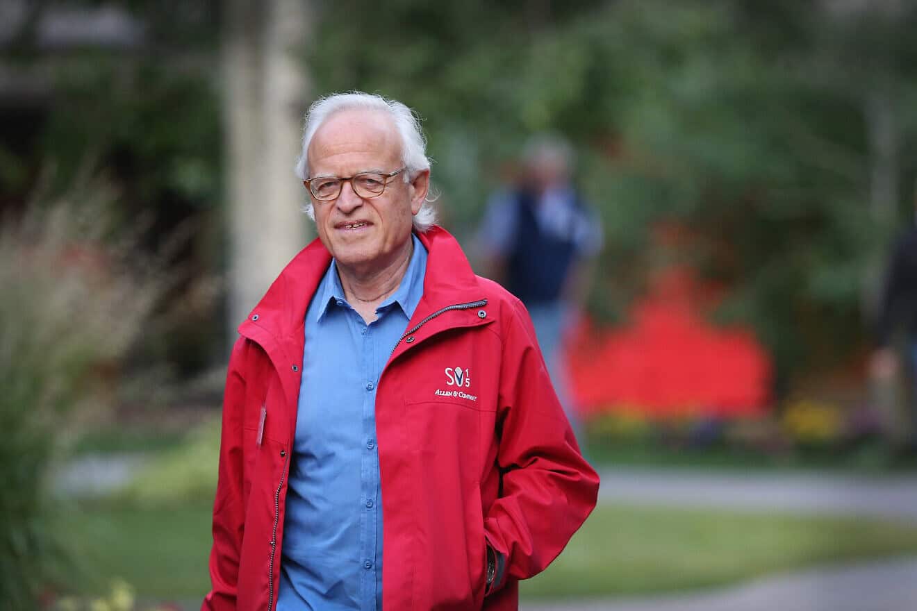 Martin Indyk, vice president and director for foreign policy at the Brookings Institution, attends the Allen & Company Sun Valley Conference with Manizeh Rimer in Sun Valley, Idaho, on  on July 9, 2015. Photo by Scott Olson/Getty Images.