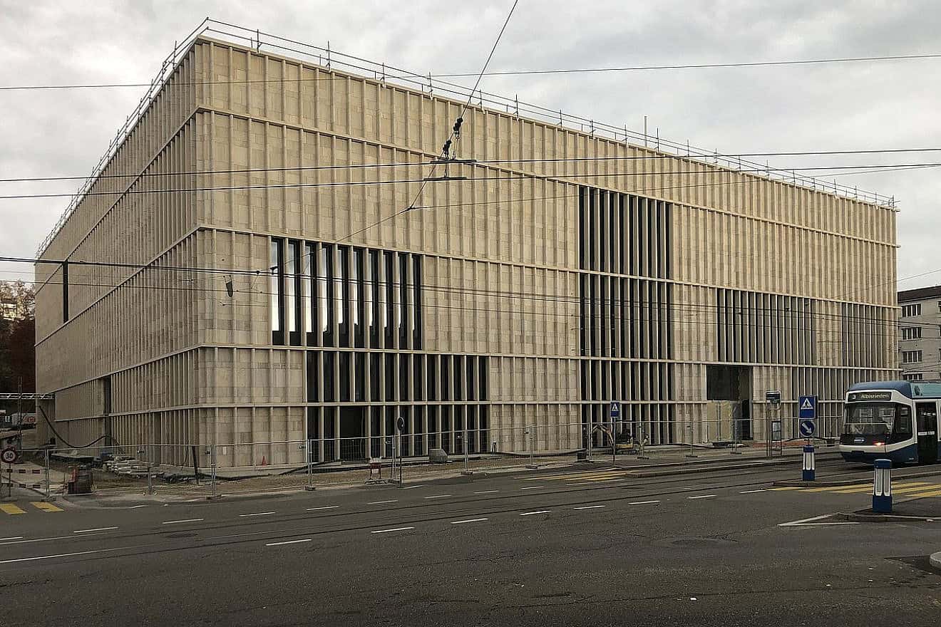 The Kunsthaus Zürich art museum's annex building, exhibition site for the Foundation Emil Bührle Collection since October 2021. Credit: Albinfo via Wikimedia Commons.