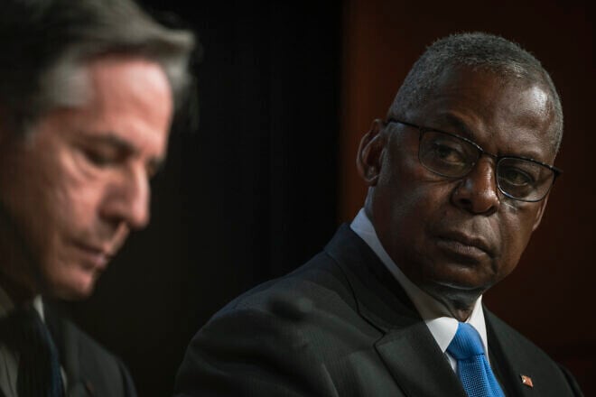U.S. Secretary of Defense Lloyd Austin and Secretary of State Antony Blinken (left) and an event with Australian officials at the U.S. Naval Academy in Annapolis, Md., Aug. 6, 2024. Credit: Chad McNeeley/U.S. Department of Defense.