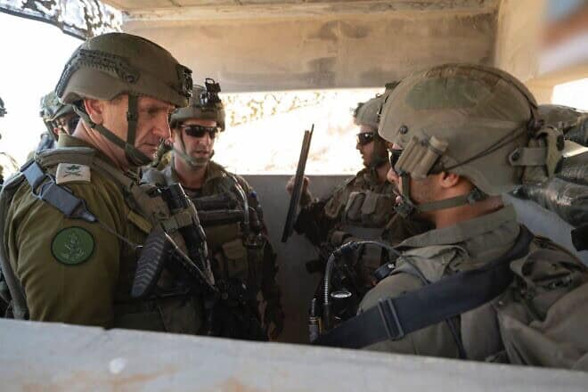 Chief of Staff Lt. Gen. Herzi Halevi (left) visits the Gaza Strip, Aug. 20, 2024. Credit: IDF.