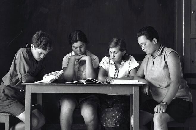 Kids in class doing their homework in Ben Shemen in central Israel, 1938. Credit: Joseph Schweig, KKL-JNF.