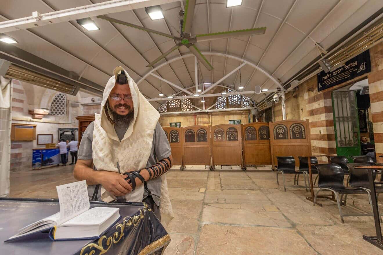 A Jew prays at the Tomb of the Patriarchs in Hebron, Judea, July 3, 2024. Photo by Yossi Aloni/Flash90.