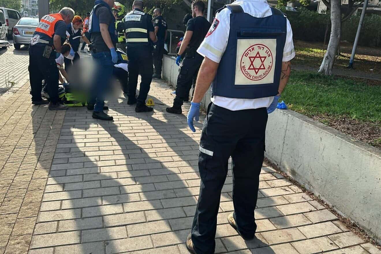 MDA paramedics arrive on the scene of a suspected terror stabbing attack in Holon, Israel on Aug. 4, 2024. Credit: MDA.