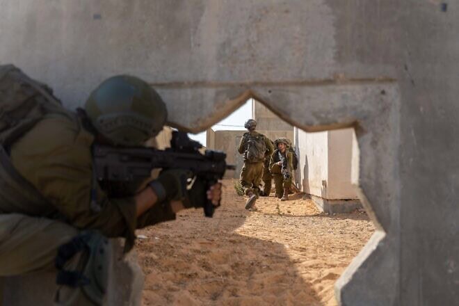 Reserve soldiers from the 5th Brigade during training exercises ahead of deployment to the Gaza Strip's Netzarim Corridor, Sept. 2024. Credit: IDF.