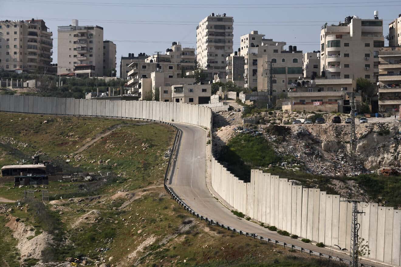 Residential buildings in Jerusalem's Shuafat neighborhood, April 14, 2020. Photo by Gili Yaari/Flash90.