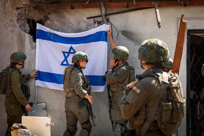 The site where a missile fired from Lebanon hit a house and cars in the northern Israeli city of Tzfat, Sept. 25, 2024. Photo by David Cohen/Flash90.