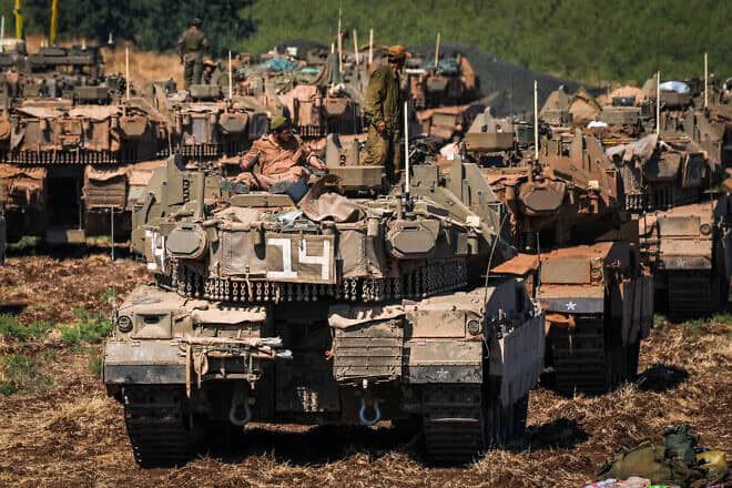 Israeli soldiers at a staging area near the border with Lebanon, Sept. 27, 2024. Photo by Ayal Margolin/Flash90.