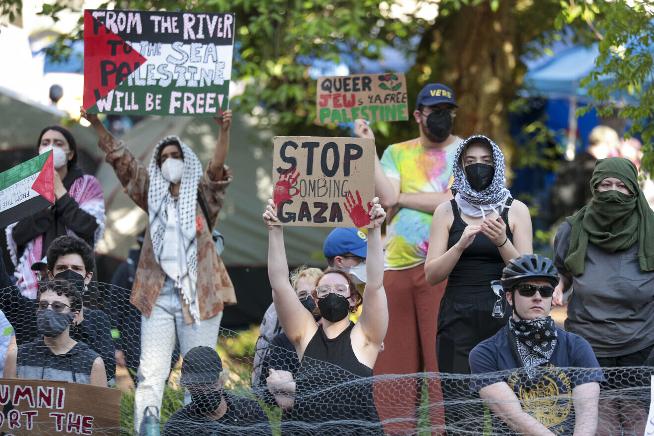 An anti-Israel encampment protesting the University of Washington's ties to Israel and Boeing in Seattle, May 12, 2024. Photo by Jason Redmond/AFP via Getty Images.