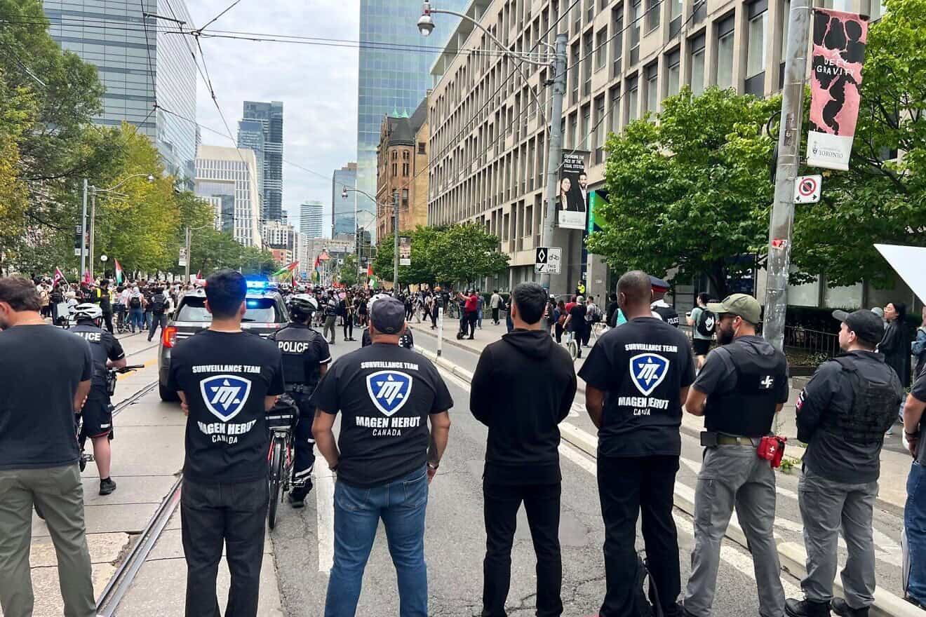 Members of Magen Herut on duty in Toronto during the first week of September as the new school year starts. Credit: Aaron Hadida.
