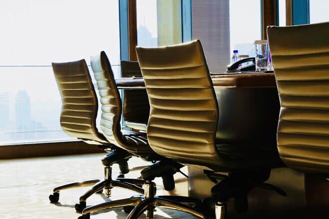 Office. Courtesy: Marcelideler/Pixabay.