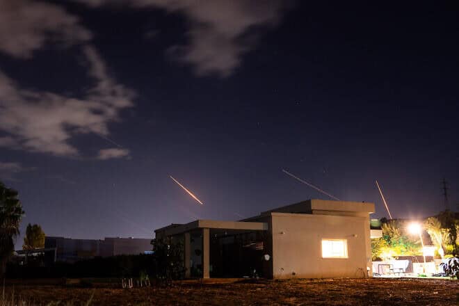 Anti-missile system fires interceptors at missiles fired from Iran into northern Israel on Oct. 1, 2024. Photo by Ayal MArgolin/Flash90.
