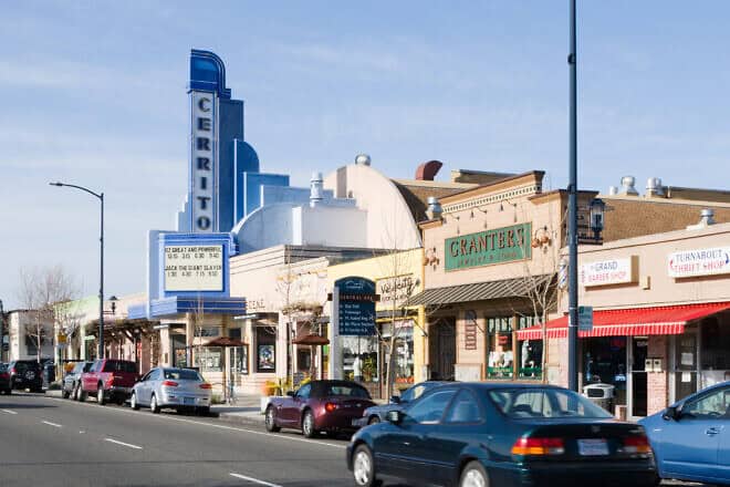 San Pablo Avenue in El Cerrito, Calif. Credit: Wikimedia Commons.