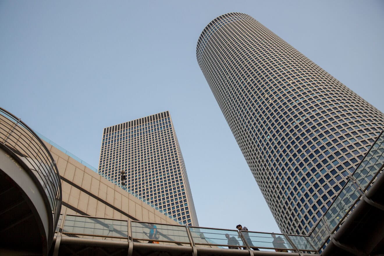 The Azrieli towers in Tel Aviv, Jan. 8, 2024. Photo by Miriam Alster/Flash90.
