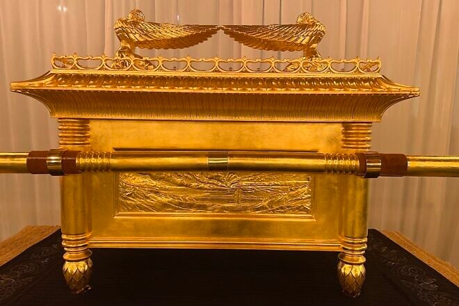 A replica of the Ark of the Covenant displayed in Jerusalem on Oct. 20, 2024. Photo by Alex Traiman.