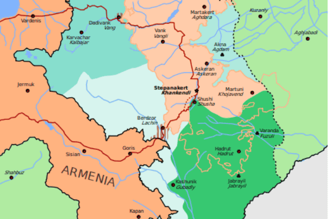 The proposed Zangezur-corridor al a red arrow. Source: 2020 Nagorno-Karabakh ceasefire map.svg via Wikimedia Commons.