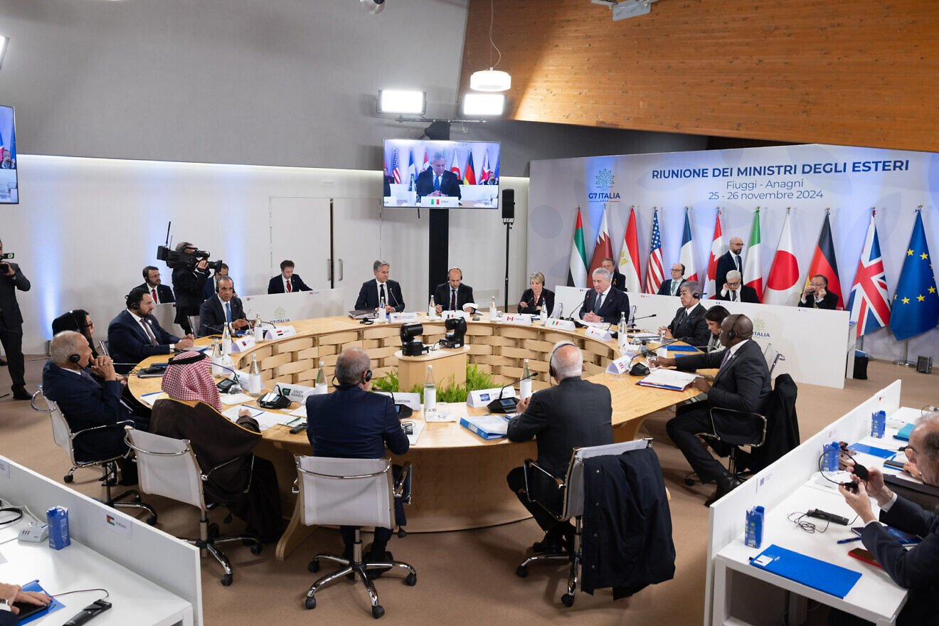 U.S. Secretary of State Antony Blinken participates in the G7 Foreign Ministers Working Lunch and session on Situation in the Middle East and in the Red Sea in Anagni, Italy, Nov. 25, 2024. Credit: Chuck Kennedy/U.S. State Department.