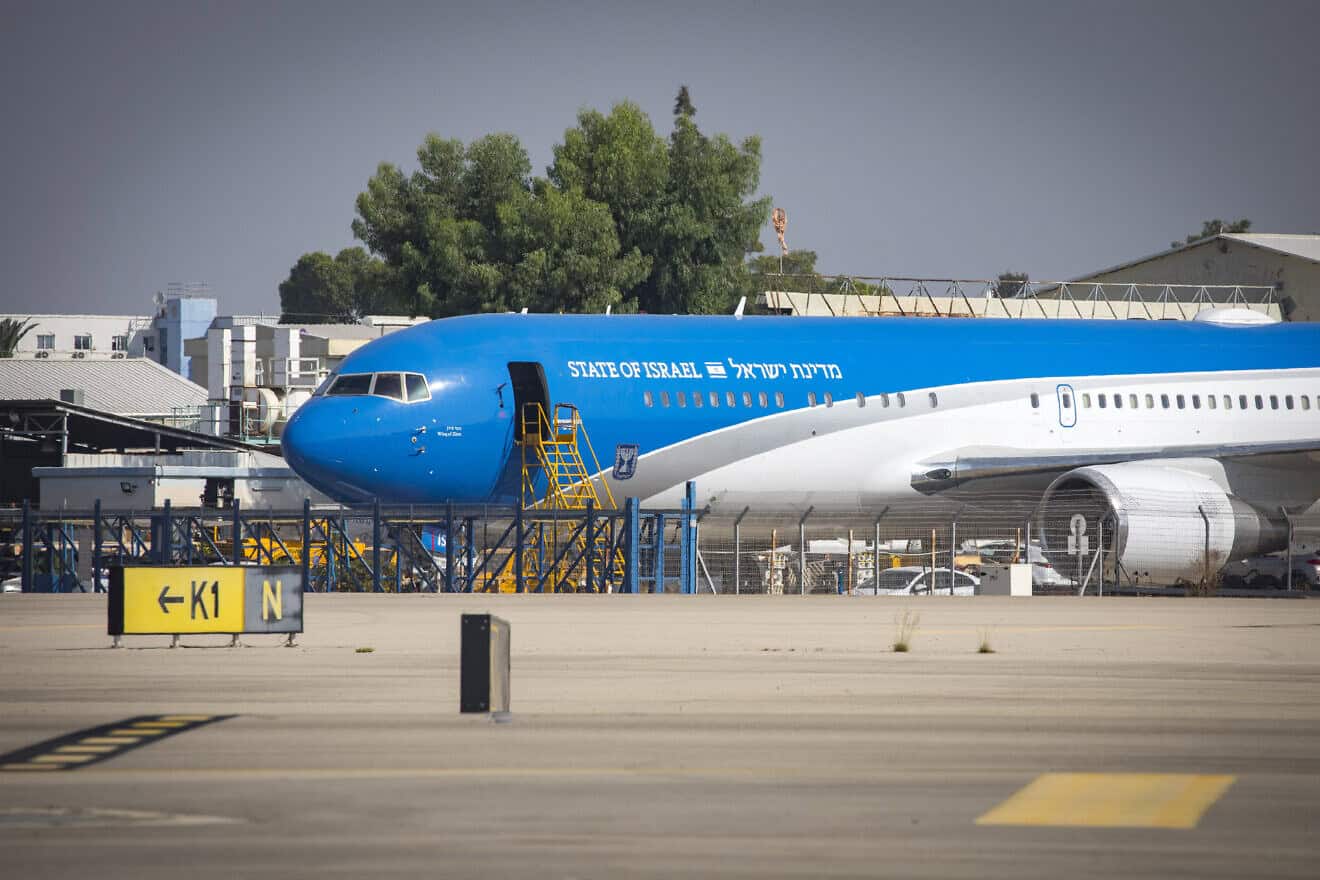 The official Israeli government jet, Wing of Zion, at Ben-Gurion International Airport, Oct. 20, 2020. Photo by Olivier Fitoussi/Flash90.