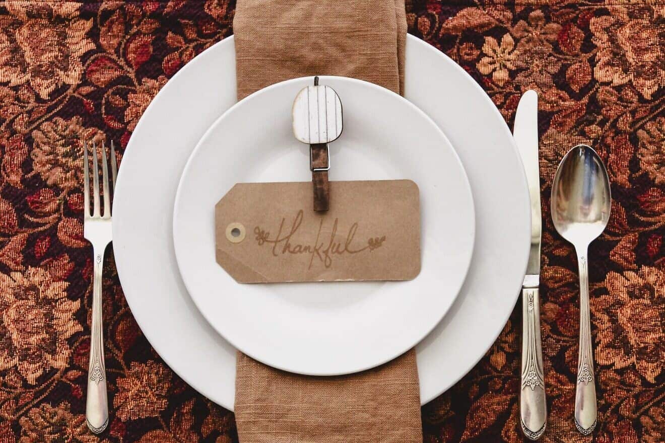 Table placemat. Credit: Hudsoncrafted/Pixabay.