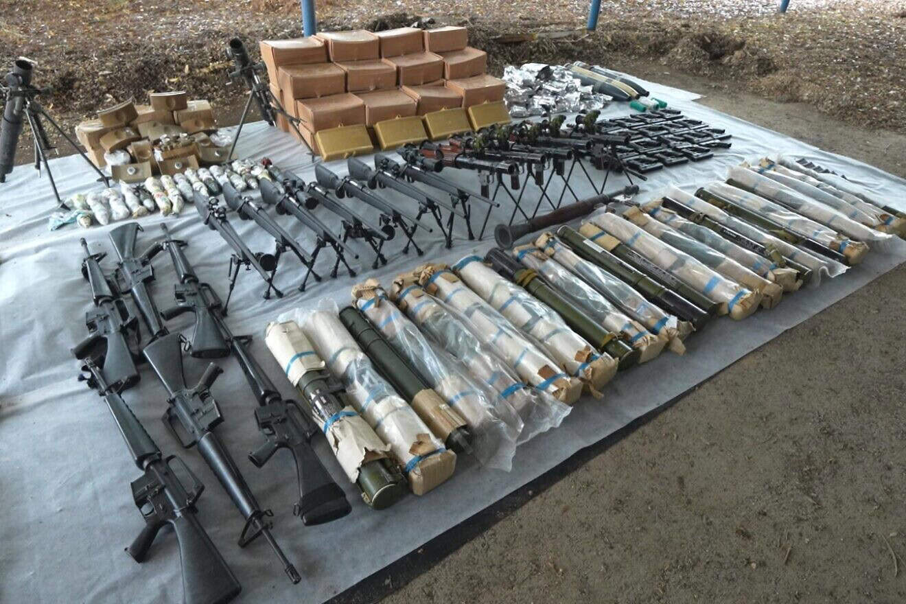 Iranian weapons seized by Israeli security forces in Samaria, Nov. 27, 2024. Credit: IDF.