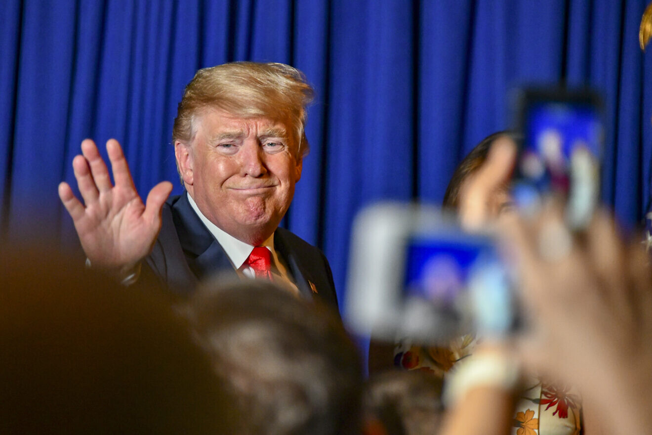 U.S. President Donald Trump conducts a meet-and-greet with the staff and families of U.S. Embassy Buenos Aires, Argentina, Nov. 30, 2018. Credit: U.S. State Department.